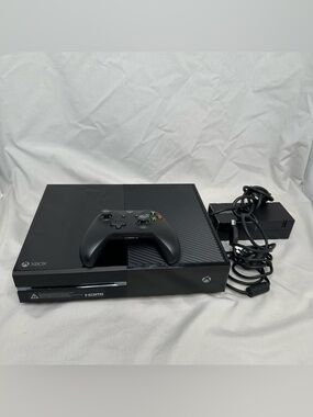 Xbox One Assassin's Creed Unity Console & Controller  Fully Tested  Works Great